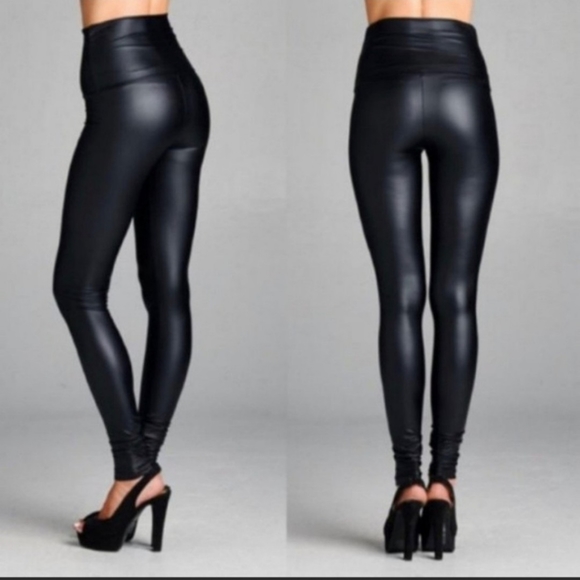 ***SOLD***Black Faux Leather High Waist Legging - Picture 2 of 2